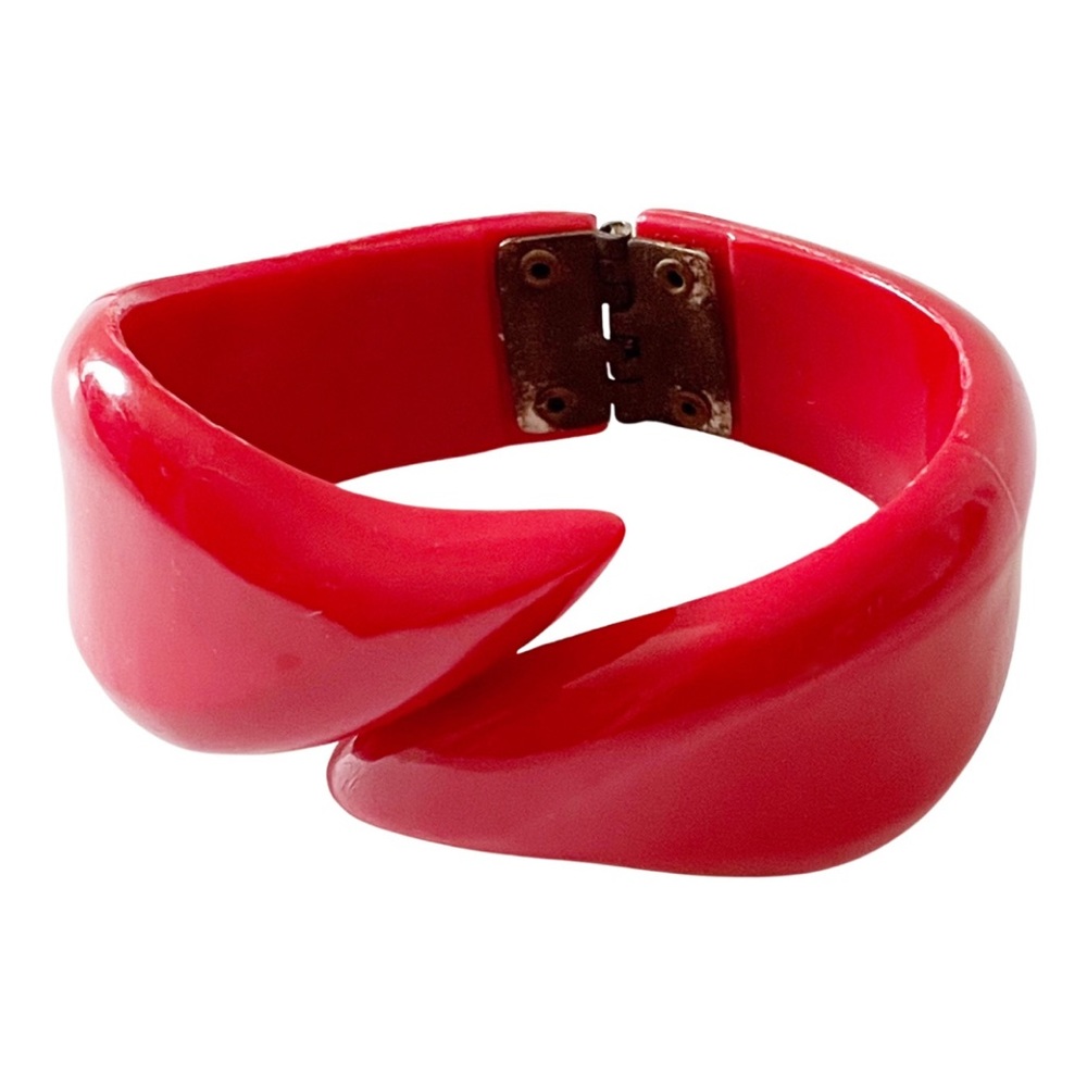Vintage red plastic clamper bracelet